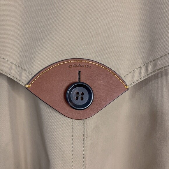 Coach 91472 Signature Lapel Short Trench Coat NWT Khaki Large - Picture 3 of 16